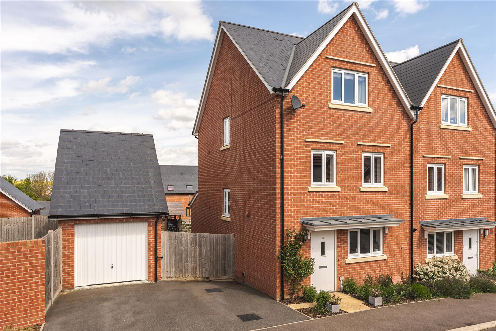 4 Bedroom for sale in Saffron Walden Cheffins Saffron Walden Sales
